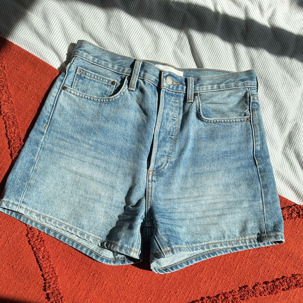Aritzia - Denim Forum, Joni Loose Short size 27
